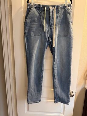 Judy Blue Light Wash Denim Jogger Jeans with Drawstring